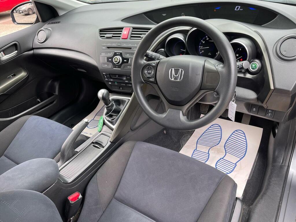 Honda Civic I-vtec Es Red #14