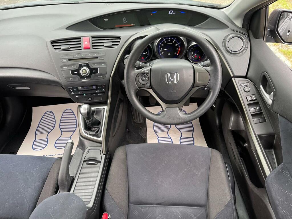 Honda Civic I-vtec Es Red #22