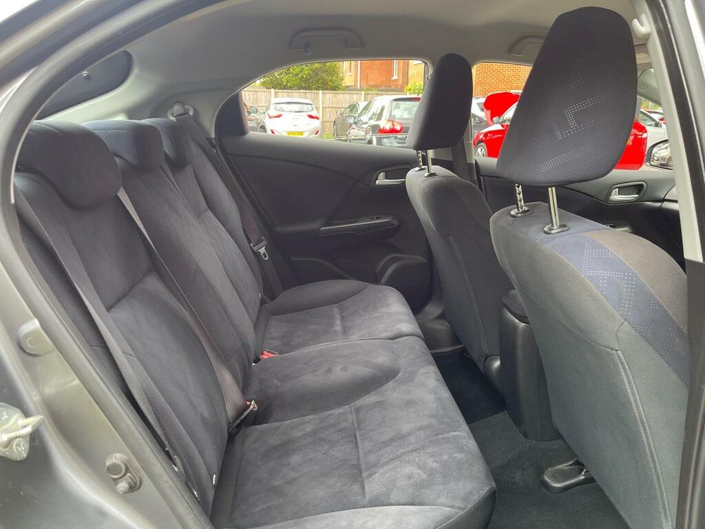 Honda Civic I-vtec Es Red #19