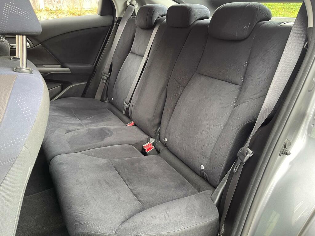 Honda Civic I-vtec Es Red #18