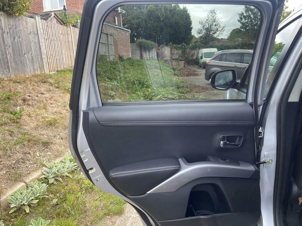Mitsubishi Outlander 2.2L Gx4 Silver #18