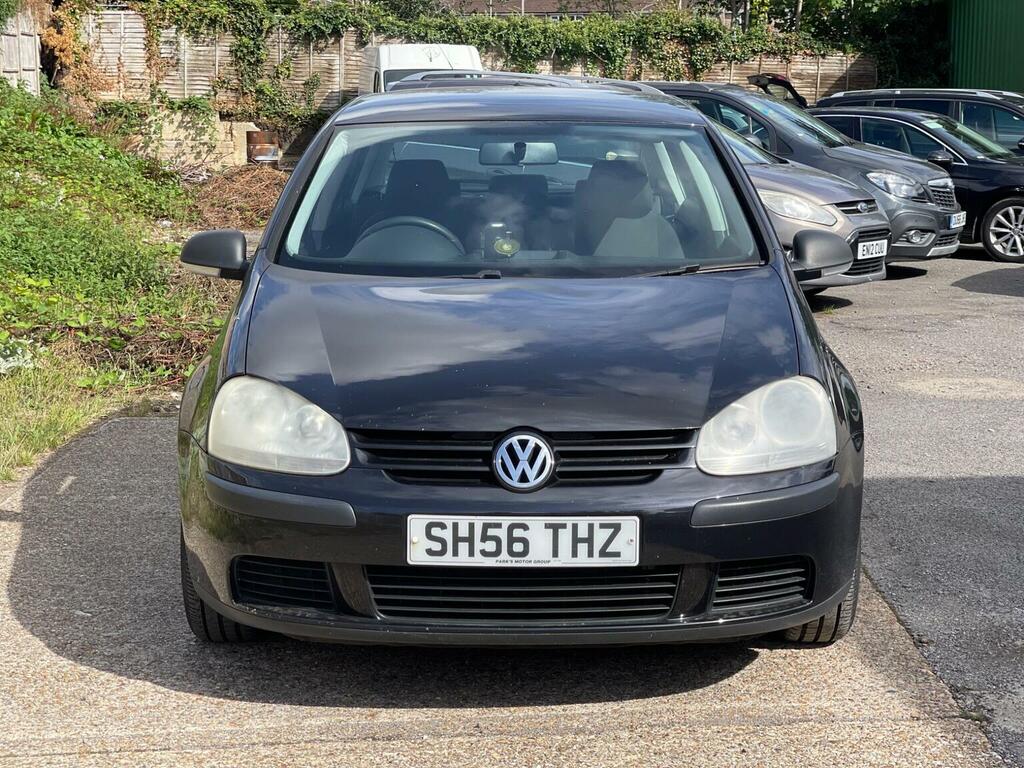 Volkswagen Golf 1.6 Fsi S Black #2