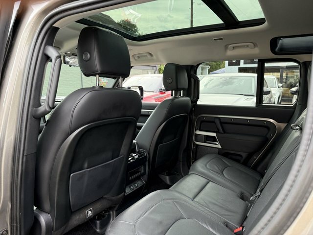 Land Rover Defender 110 X-dynamic S Brown #9
