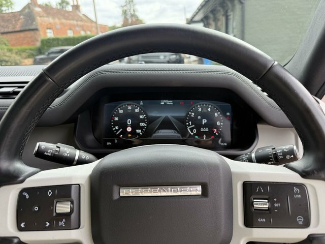 Land Rover Defender 110 X-dynamic S Brown #20