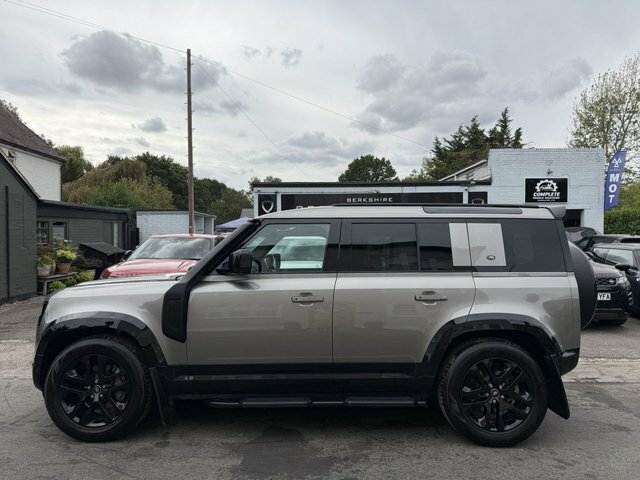 Land Rover Defender 110 X-dynamic S Brown #8