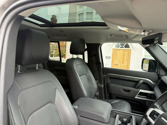 Land Rover Defender 110 X-dynamic S Brown #13