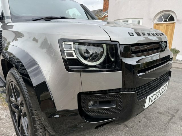 Land Rover Defender 110 X-dynamic S Brown #34