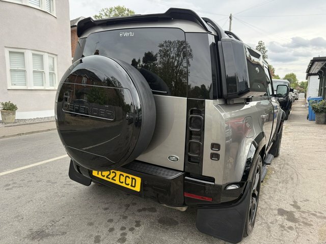Land Rover Defender 110 X-dynamic S Brown #21