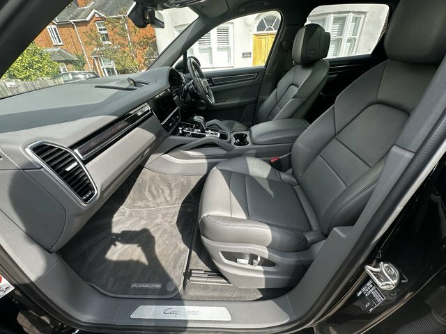 Porsche Cayenne 3.0 V6 Tiptronic 336 Bhp Beige #36