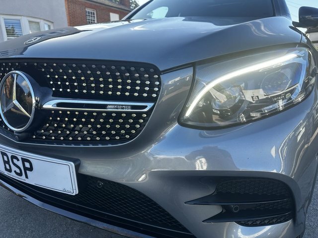 Mercedes-Benz GLC Class Glc43 V6 Amg Premium Black #4