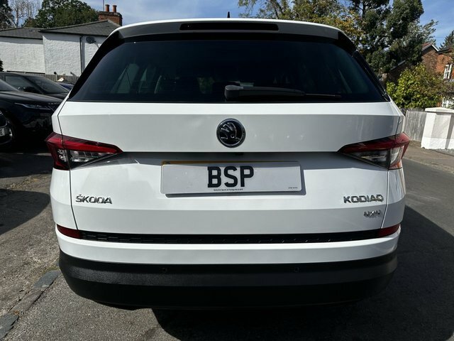 Skoda Kodiaq Tsi Act Se L White #6