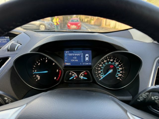 Ford Kuga 2.0 Tdci Titanium 2Wd Green #26