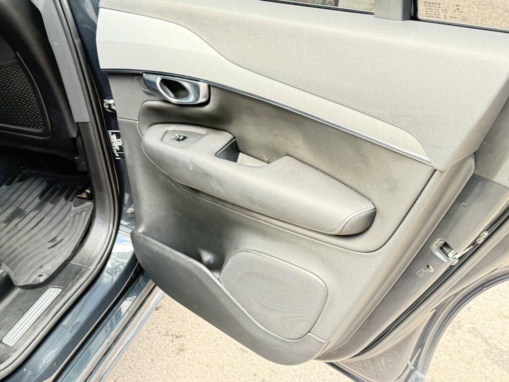 Volvo XC90 Recharge T8 R-design Awd Grey #29