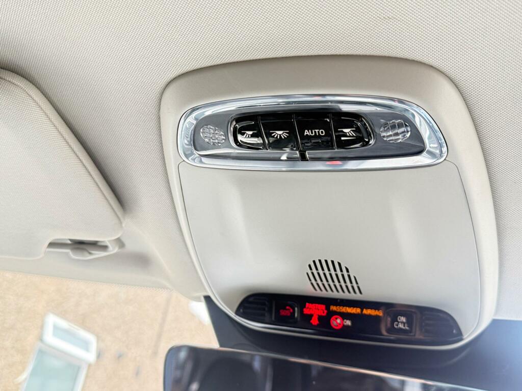 Volvo XC90 Recharge T8 R-design Awd Grey #34