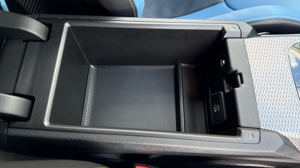 BMW M3 Competition M Xdrive A Green #27