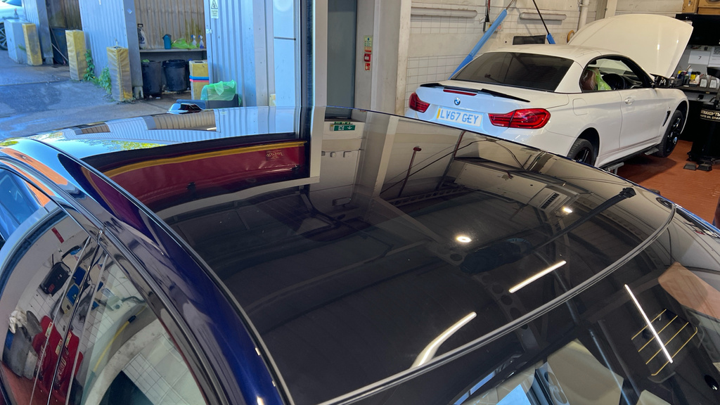 BMW i7 Excellence Black #21