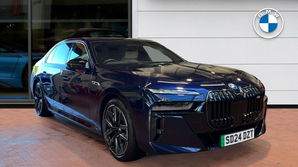 BMW i7 Excellence Black #1