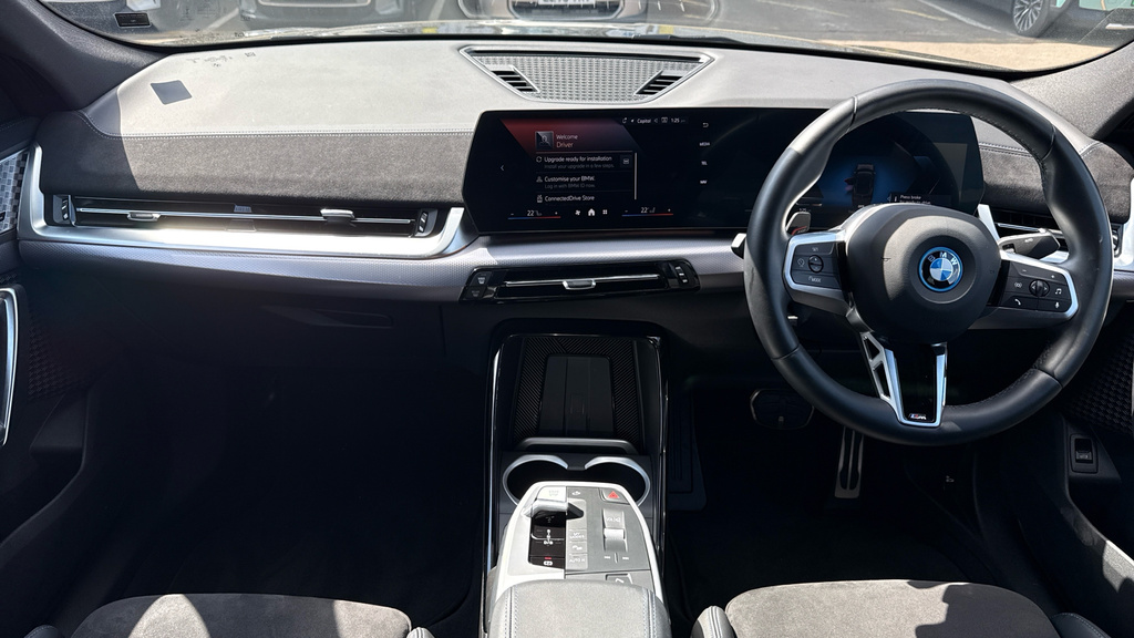 BMW iX2 Suv Red #4