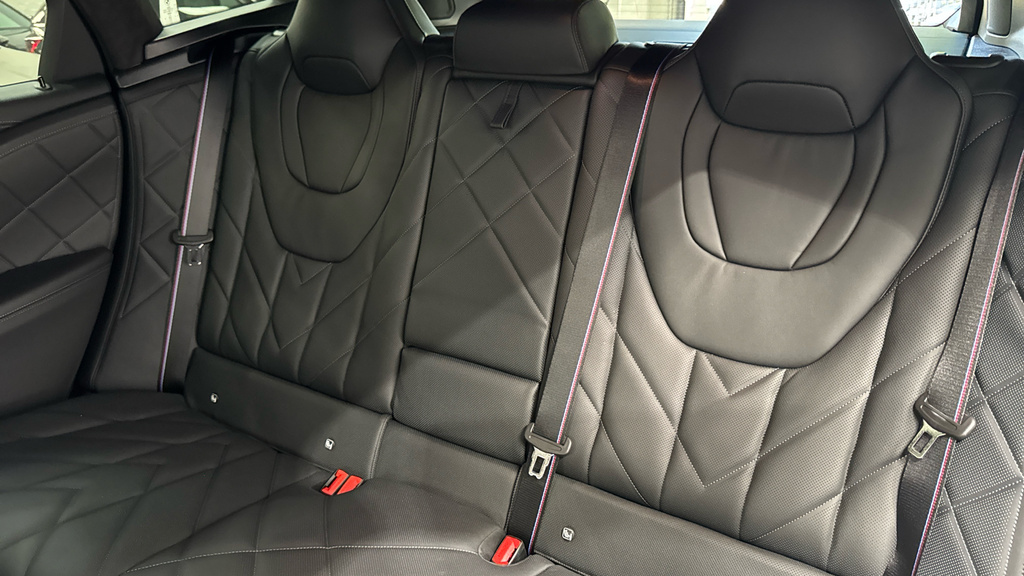 BMW XM Xm 50E Blue #12