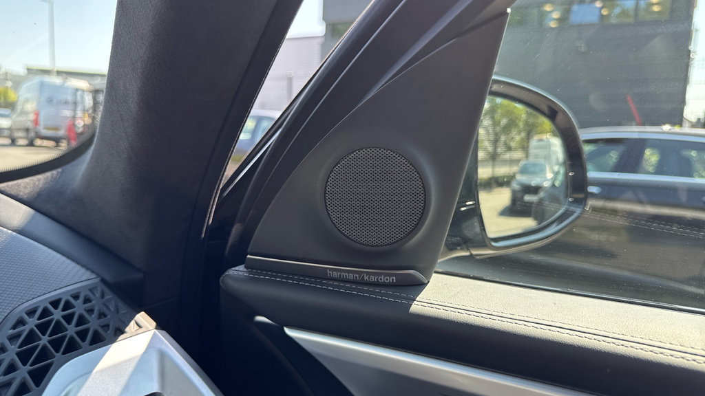 BMW XM Xm 50E Blue #20
