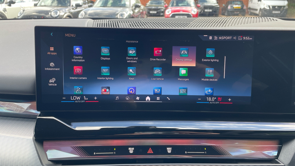 BMW i5 M Sport Grey #31