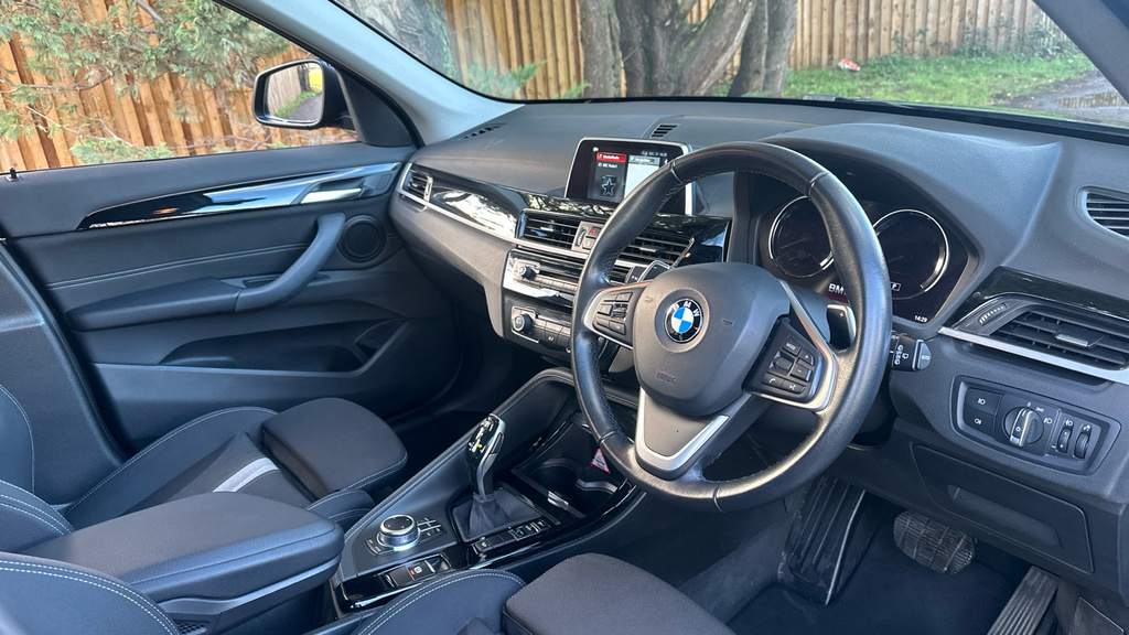 BMW X1 Sdrive18i M Sport Blue #6