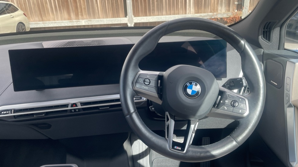 BMW iX Ix Xdrive40 M Sport White #5