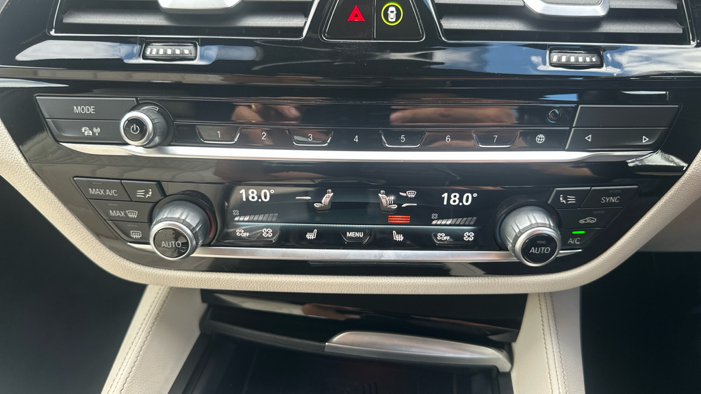 BMW 5 Series 530E M Sport Grey #32
