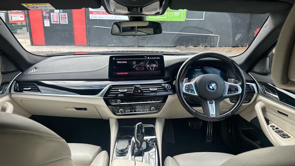 BMW 5 Series 530E M Sport Grey #4