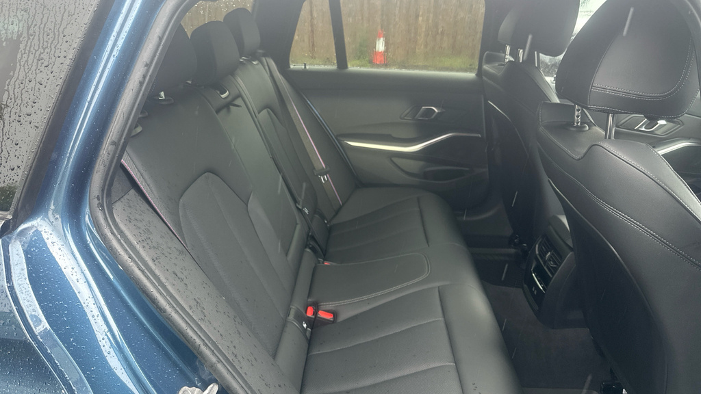 BMW 3 Series 330E Xdrive M Sport Step Blue #12