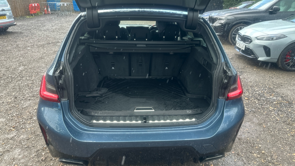 BMW 3 Series 330E Xdrive M Sport Step Blue #13