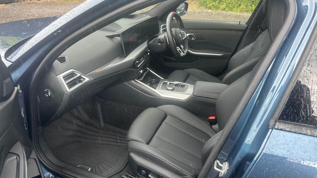 BMW 3 Series 330E Xdrive M Sport Step Blue #7