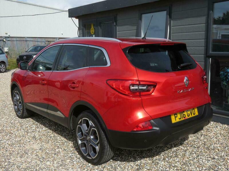 Renault Kadjar 1.5 Dci Dynamique S Red #4