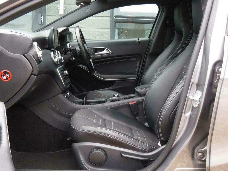 Mercedes-Benz A Class 2.0 A250 4Matic Engineered Black #19
