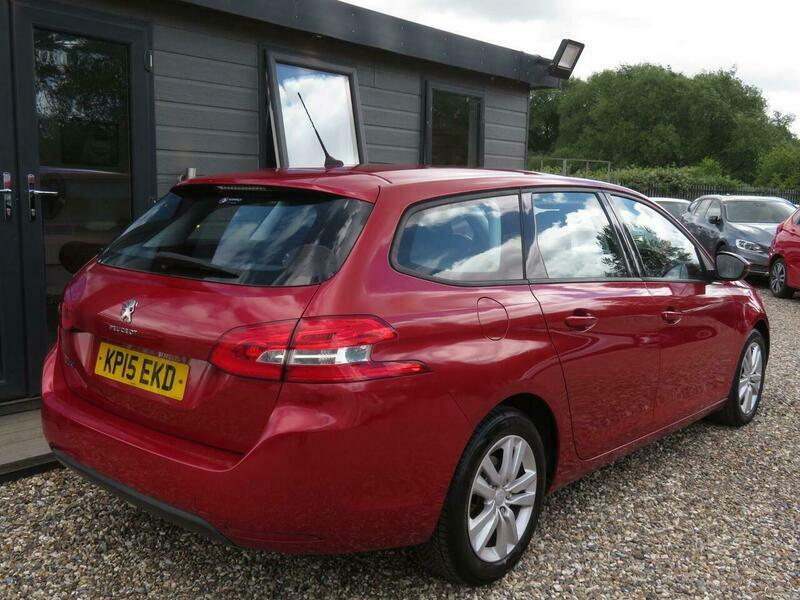 Peugeot 308 1.6 Hdi Active Euro Red #2