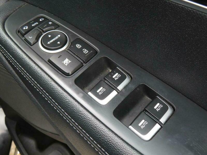 Kia Sorento Sorento Kx-4 Crdi Isg 4X4 White #8