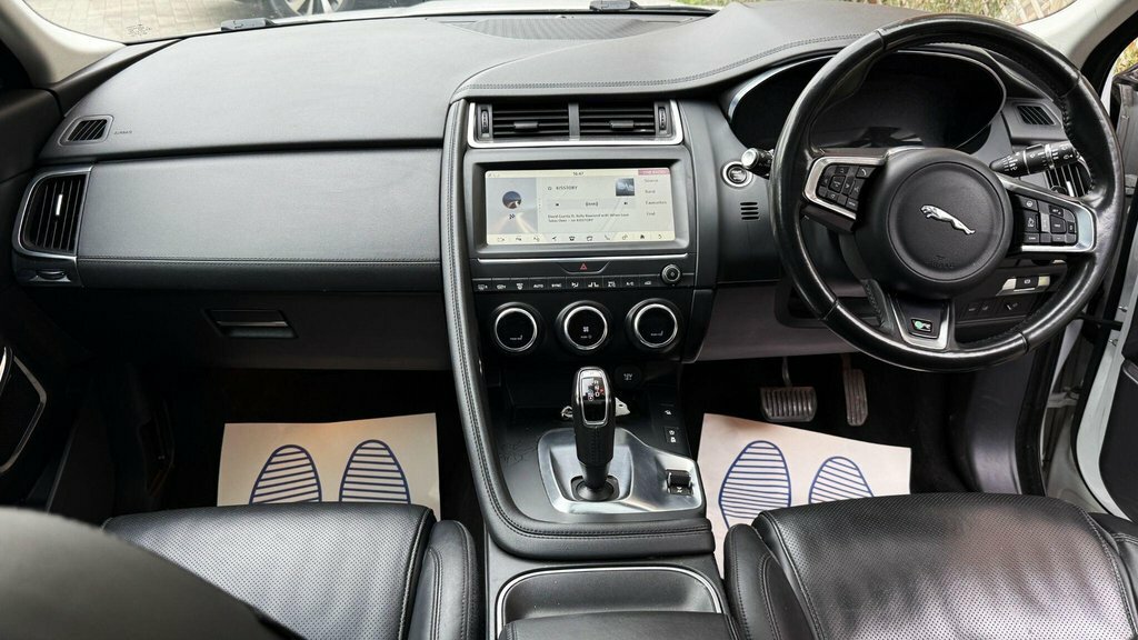 Jaguar E-Pace 2018 2.0 D180 Hse Awd Euro 6 Ss White #2