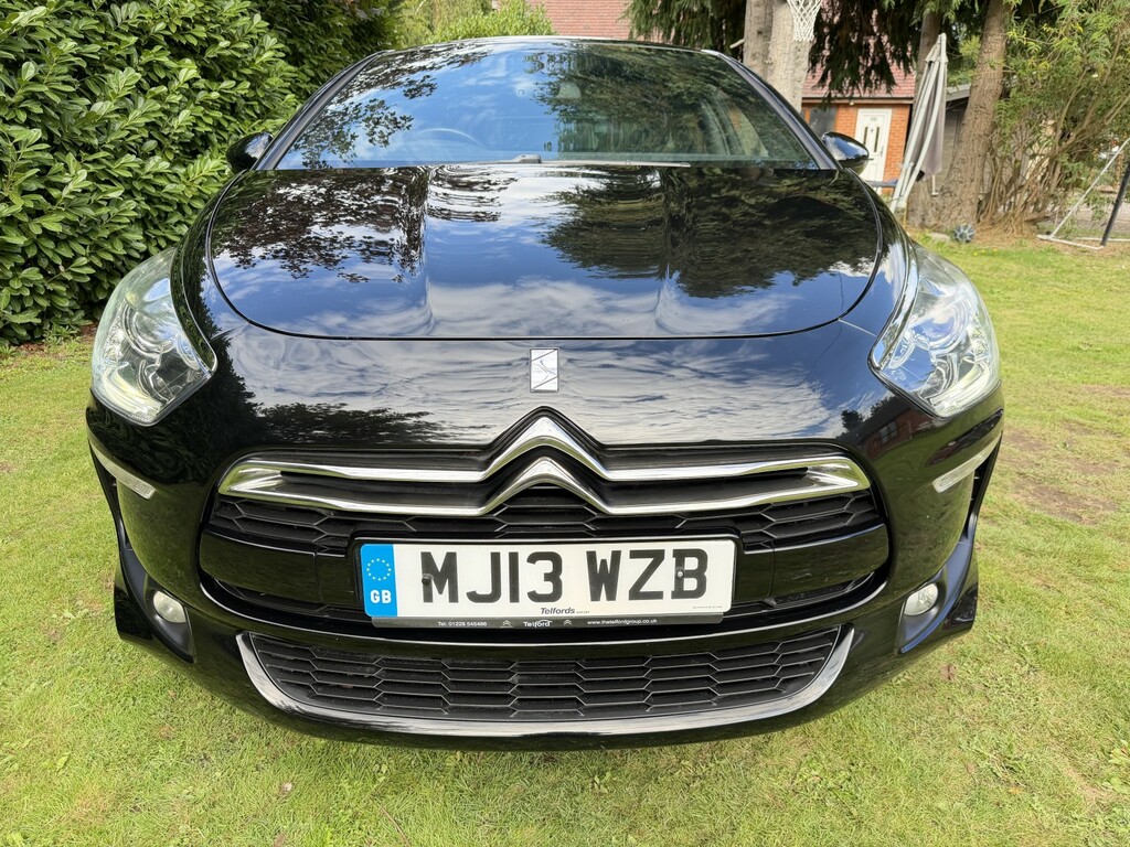 Citroen DS5 Hatchback 2.0 Hdi Dstyle 2013 Black #2