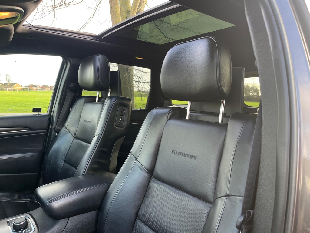 Jeep Grand Cherokee V6 Crd Summit Black #34