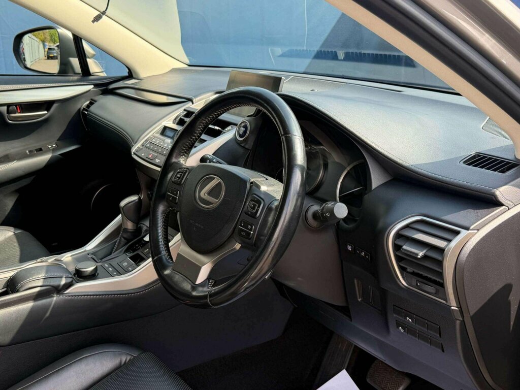 Lexus NX 300H 2.5 Premier Silver #6