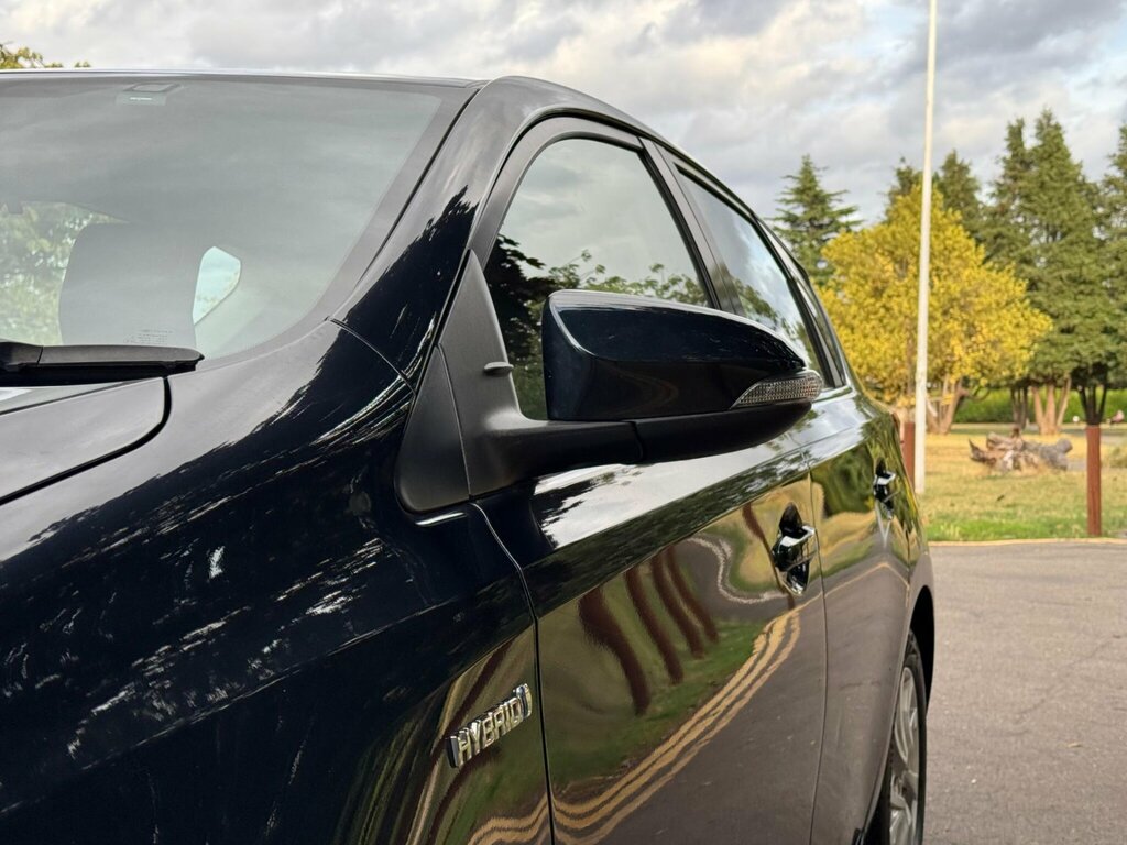 Toyota Auris Excel Black #41