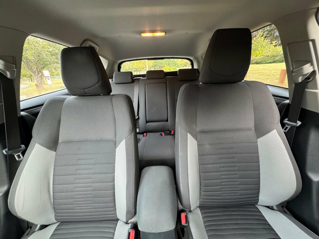 Toyota Auris Excel Black #16