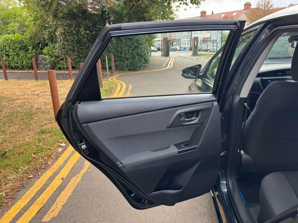 Toyota Auris Excel Black #29