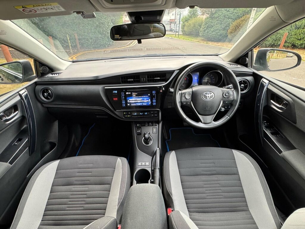 Toyota Auris Excel Black #13