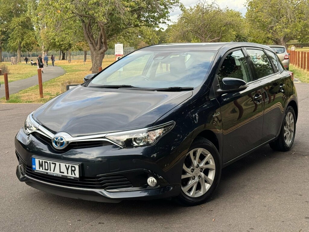 Toyota Auris 1.8 Vvt-h Business Edition Cvt Euro 6 Ss S Grey #3
