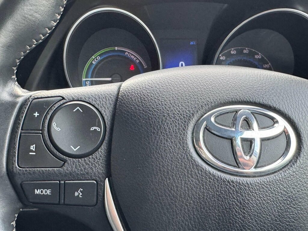 Toyota Auris Excel Black #23