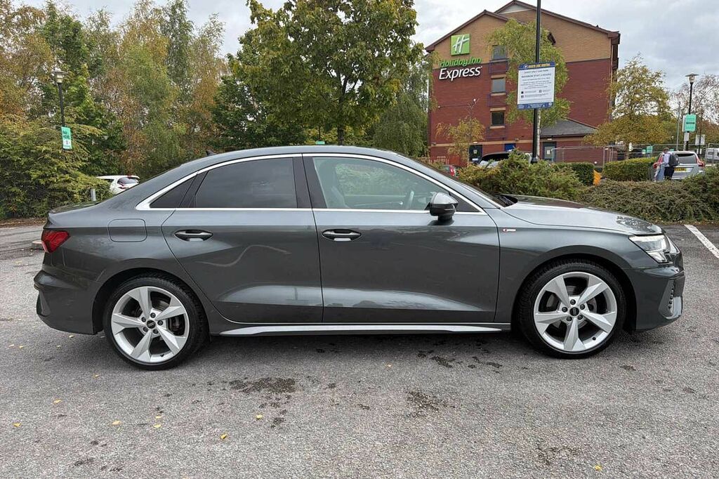 Audi A3 35 Tfsi S Line S Tronic ML23SGO Grey #4