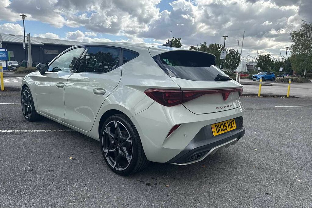 Cupra Leon 1.5 Etsi 150 V2 Dsg Grey #3