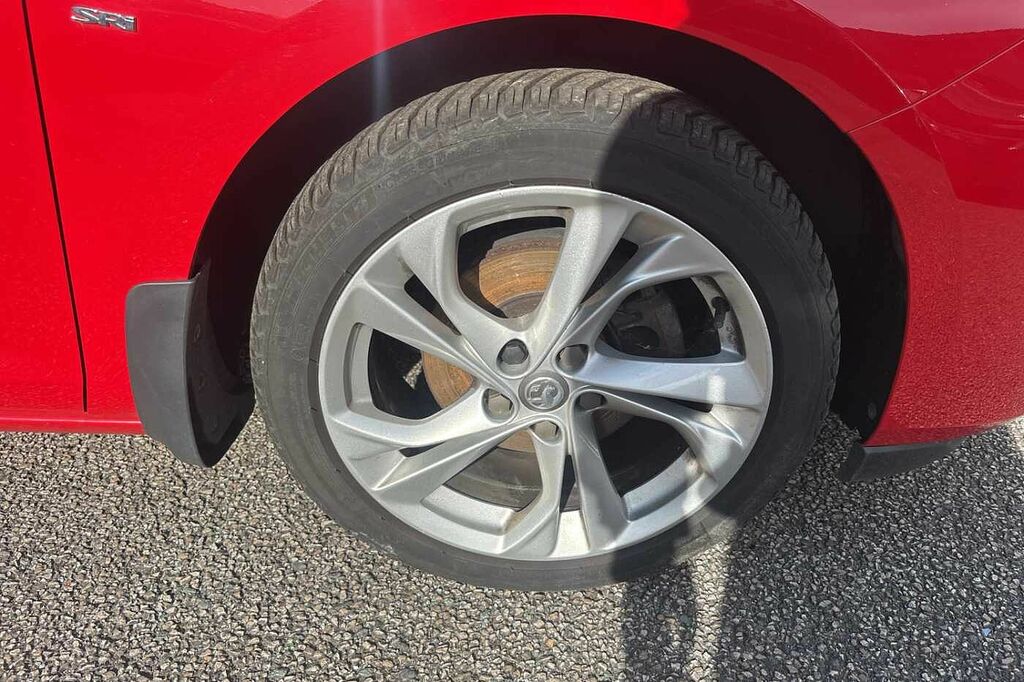 Vauxhall Astra 1.2 Turbo 145 Sri Nav DE70HCZ Red #5