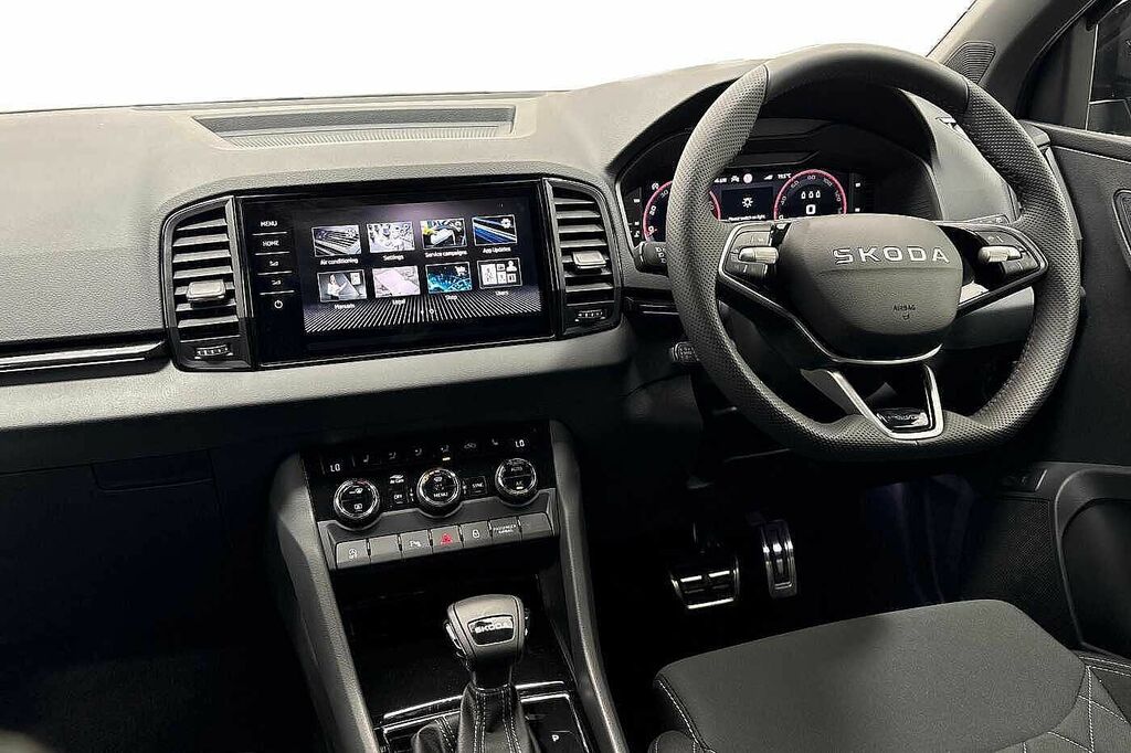 Skoda Karoq 1.5 Tsi Sportline Edition Dsg Black #2